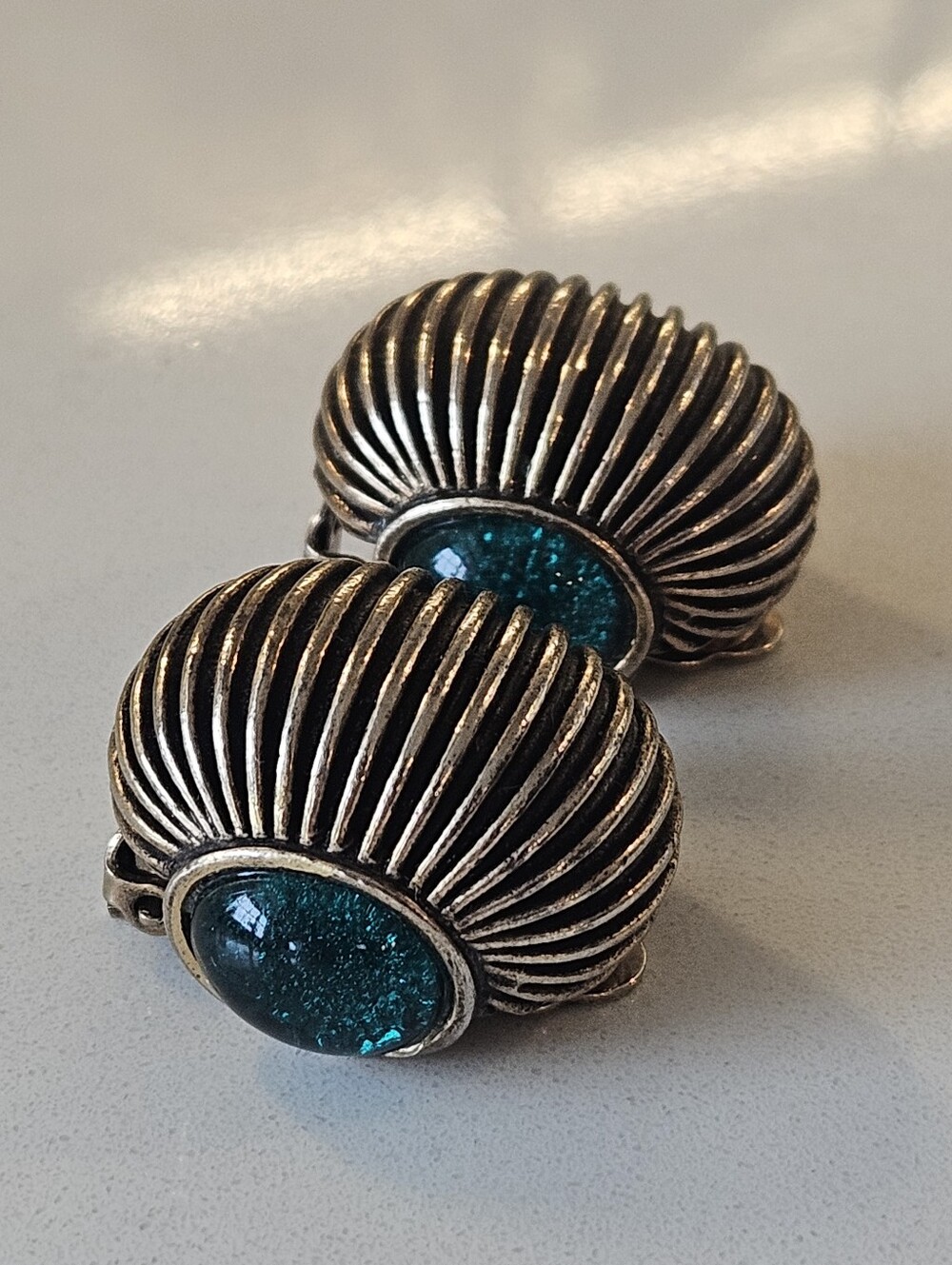 Vintage French Designer 26.5mm Ribbed Gold Clip Earrings Teal Cabochon Gripoix